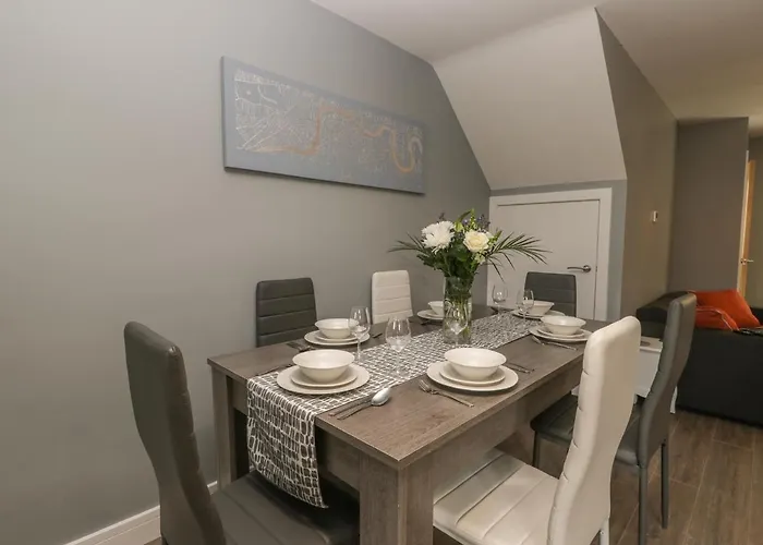 Semesterbostad Hawthorn Whitby